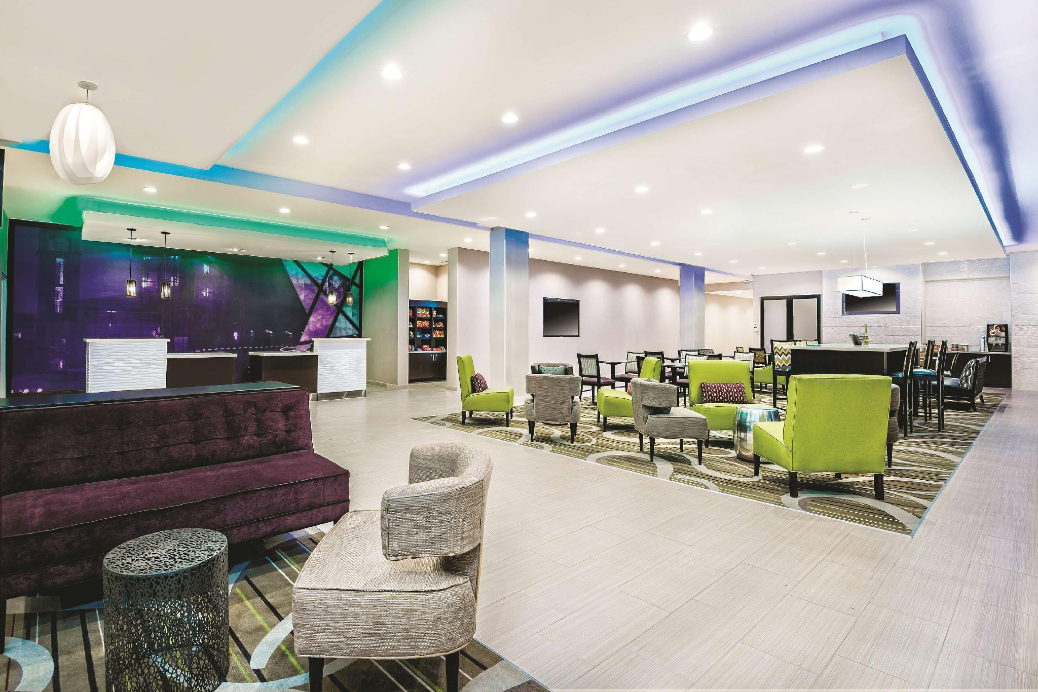La Quinta By Wyndham Mcallen Convention Center Ngoại thất bức ảnh