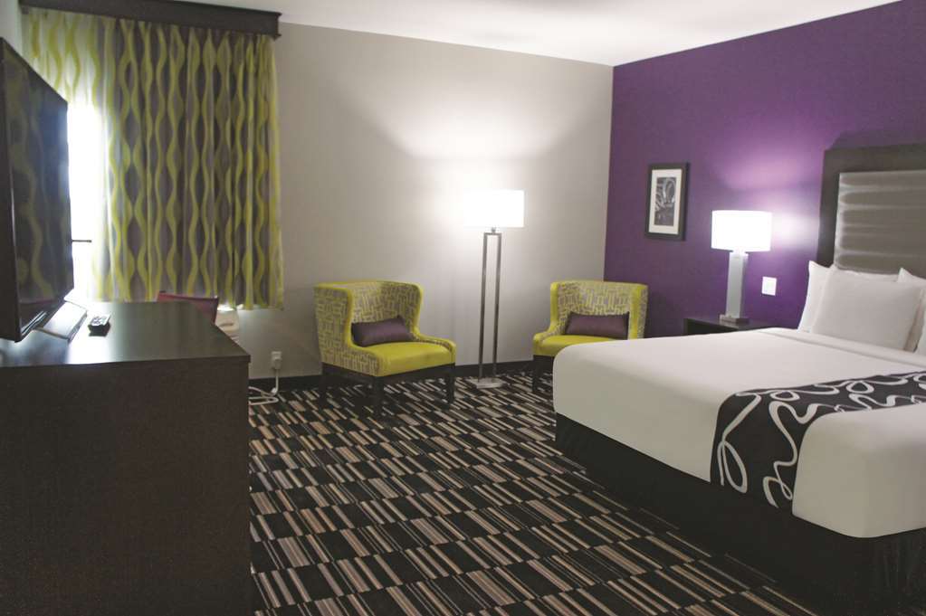 La Quinta By Wyndham Mcallen Convention Center Phòng bức ảnh